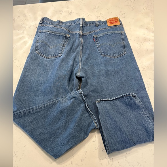 Levi's Men’s 550 Relaxed Fit Straight Leg Jeans Size 46 X 30 - Picture 3 of 7